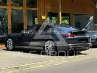 2017 Porsche Panamera