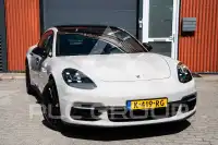 2017 Porsche Panamera