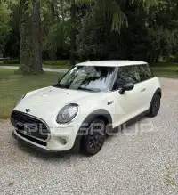 2017 Mini COOPER