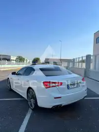 2017 Maserati GHIBLI