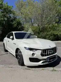 2017 Maserati LEVANTE