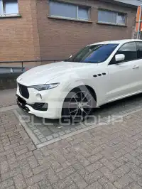 2017 Maserati LEVANTE