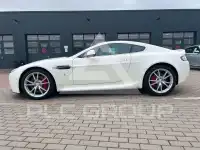 2017 Aston Martin V8