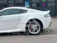 2017 Aston Martin V8