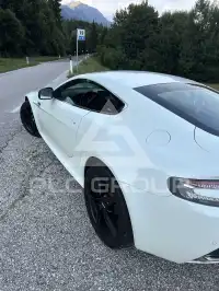2017 Aston Martin Vantage