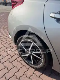 2017 Toyota AURIS