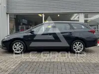 2017 Toyota AURIS