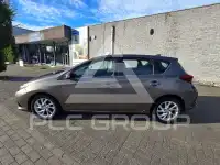 2017 Toyota AURIS