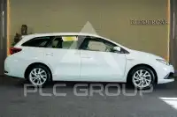 2017 Toyota AURIS
