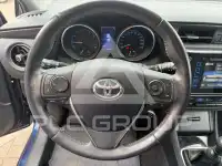 2017 Toyota AURIS