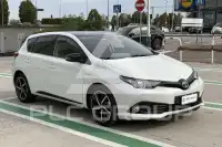 2017 Toyota AURIS