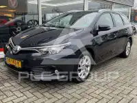 2017 Toyota AURIS