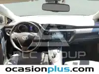 2017 Toyota AURIS