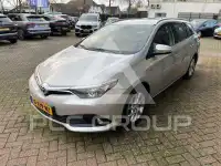 2017 Toyota AURIS