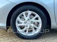 2017 Toyota AURIS