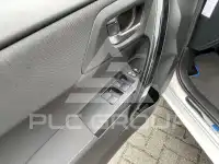 2017 Toyota AURIS