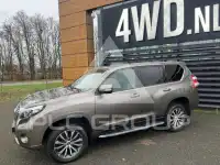 2017 Toyota LAND CRUISER