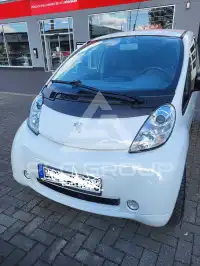 2017 Peugeot iOn