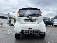 2017 Peugeot iOn