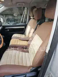 2017 Peugeot Traveller