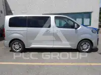 2017 Peugeot Traveller