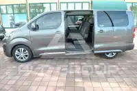 2017 Peugeot Traveller