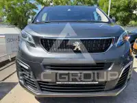 2017 Peugeot Traveller