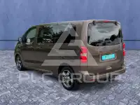 2017 Peugeot Traveller