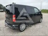 2017 Peugeot Traveller