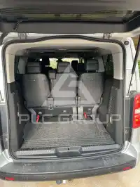 2017 Peugeot Traveller