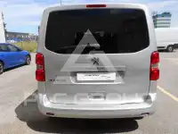 2017 Peugeot Traveller