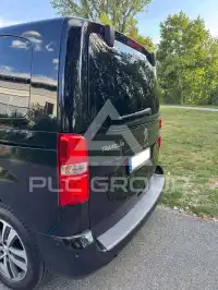 2017 Peugeot Traveller