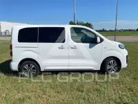 2017 Peugeot Traveller