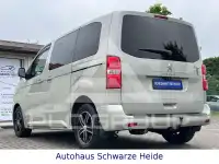 2017 Peugeot Traveller