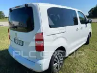 2017 Peugeot Traveller