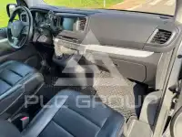 2017 Peugeot Traveller