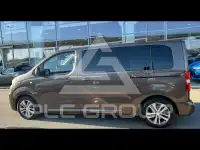 2017 Peugeot Traveller