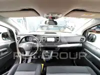 2017 Peugeot Traveller
