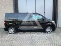 2017 Peugeot Traveller