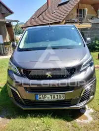 2017 Peugeot Traveller