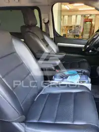 2017 Peugeot Traveller