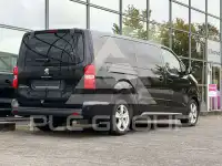 2017 Peugeot Traveller