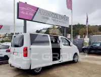 2017 Peugeot Traveller