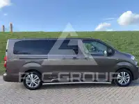 2017 Peugeot Traveller