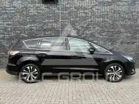 2017 Ford S-Max