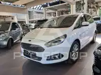 2017 Ford S-Max