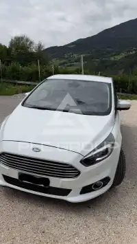 2017 Ford S-Max