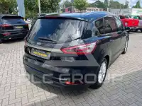 2017 Ford S-Max