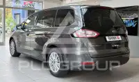 2017 Ford GALAXY