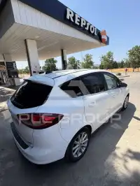 2017 Ford C-MAX